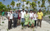 Tournée gouvernementale à Takaroa et Takapoto