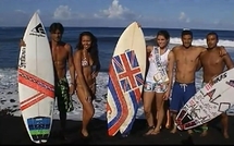 Miss France 2011 : surf à Tahiti (vidéo)