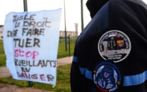 Les gardiens de prison toujours mobilisés