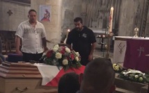 L'hommage polynésien des proches de Xavier Ufa