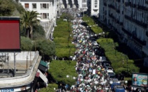 Gigantesque mobilisation en Algérie pour un vendredi test contre Bouteflika
