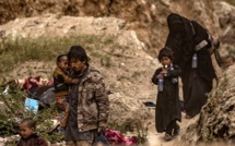 Paris rapatrie pour la première fois de Syrie des enfants de jihadistes