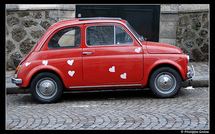 Italie: l'amour en voiture prohibé sur la place du village