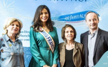 ATN: Premier vol Paris/ Papeete du Tahitian Dreamliner, les passagers accueillis pas Vaimalama Chaves