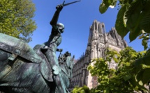 Les centaines de millions pour Notre-Dame font débat