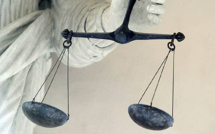 Un adolescent condamné à 15 ans de prison pour avoir assassiné une femme