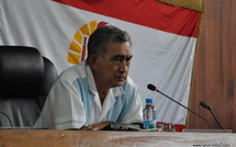 Temaru traite de « chiens » ceux qui ont refusé le prêt de la CPS : réactions