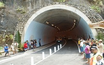 Oscar Manutahi Temaru inaugure le tunnel "O MANUTAHI I TE MARU"