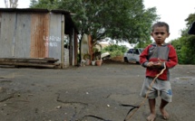 Habitat indigne en outre-mer: des sénateurs demandent le rétablissement de l'APL-accession