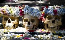 Bolivie: la "fête des crânes", ou quand les morts n'en font qu'à leur tête