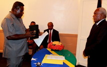 Iles Salomon: Le nouveau 1er ministre Gordon Darcy Lilo a prêté serment sur fonds de troubles civils