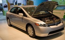Une automobile au gaz naturel de Honda élue "voiture verte de l'année"