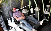 Les "bars à sourire" fâchent les dentistes français