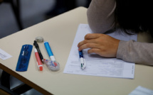 Bac: Blanquer annonce une "solution" pour que tous les élèves aient leurs résultats vendredi