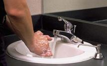 Efficace contre les virus, le lavage des mains est loin d'être systématique