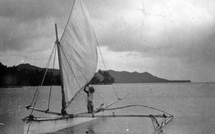 Légende: Tautu à la poursuite de sa pirogue perdue