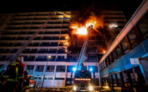Créteil: un mort et des blessés dans l'incendie d'un immeuble jouxtant un hôpital