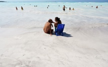 En Toscane, une plage aux allures de "paradis artificiel"