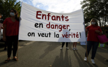 Rentrée scolaire dans la "vallée de l'arsenic" : des parents inquiets manifestent