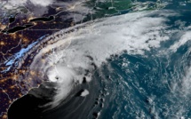 Après avoir dévasté les Bahamas, Dorian s'abat sur le Canada