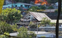 Trois maisons incendiées suite à un feu de feuilles