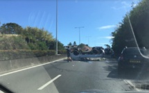 Un "Kia Master" chute de 15 mètres sur la RDO, le conducteur indemne (MAJ)