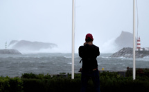 L'ouragan Lorenzo passe au large des Açores sans faire de dégâts majeurs