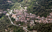 Corse: 10 arrestations dans une affaire d'extorsion sur un camping d'Olmeto