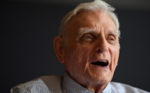 Le Nobel de chimie aux pères des batteries au lithium-ion, sur fond d'urgence climatique