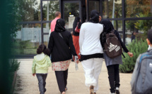 Voile: malgré la mise au point de Philippe, la polémique se poursuit