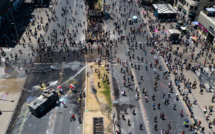 Au Chili, la mobilisation reste forte, nouvelles violences