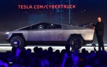 Grand spectacle et couac viral pour le pick-up futuriste de Tesla