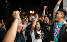 Hong Kong: victoire écrasante des pro-démocratie dans les urnes