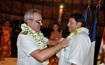 M.Alain Barrere Monserisier reçoit les insignes de Chevalier de l'ordre du Mérite