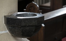 Nigeria: un pasteur confond eau bénite et essence, énorme explosion à Lagos