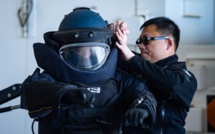 Hong Kong: la police affirme avoir désamorcé deux bombes artisanales dans une école