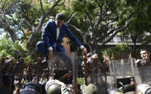 Deux chefs, un hémicycle: Guaido et un rival revendiquent la présidence du Parlement vénézuélien