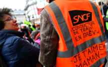 Retraites: quatrième journée de mobilisation pour réclamer un retrait