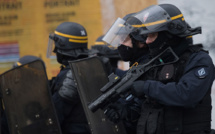 Face aux nouvelles accusations de violences policières, l'exécutif infléchit son discours