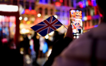 Brexit: l'UE tourne la page et met le cap sur les négociations avec Londres