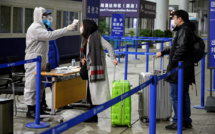 Coronavirus : près de 500 morts, l'OMS voit "une fenêtre de tir" pour enrayer l'épidémie