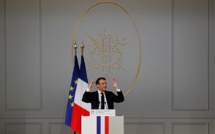 Macron reçoit à l'Elysée une majorité éprouvée