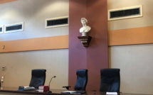 Coupe-coupe et agression sexuelle