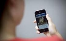 Démantèlement d'un réseau soupçonné d'avoir détourné des centaines de smartphones