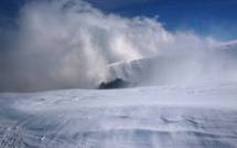NZélande: ils survivent dans le blizzard grâce à des sources d'eau chaude