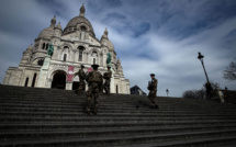 France : premier week-end à la maison, l'armée à la rescousse