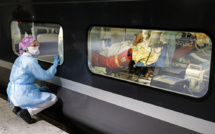 Coronavirus: plus de 4.000 décès à l'hôpital en France, plus de 6.000 patients en réanimation