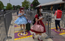 Disneyland rouvre à Shanghai avec de multiples restrictions