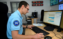 Haine en ligne: le Parlement valide des mesures de lutte controversées