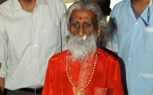 Inde: mort d'un yogi affirmant n'avoir pas mangé ou bu pendant 80 ans